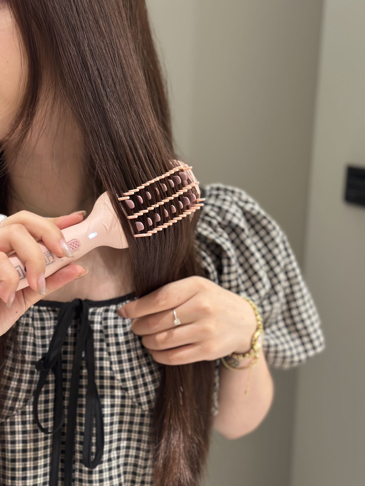 Premium Hair Straightening Brush - Comprehensive 2
