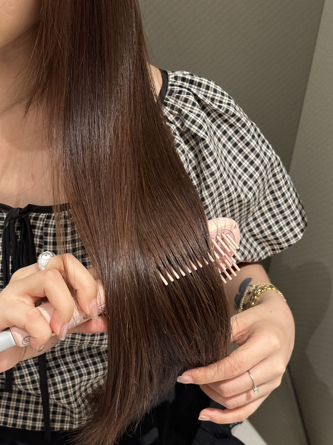 Premium Hair Straightening Brush - Comprehensive 6