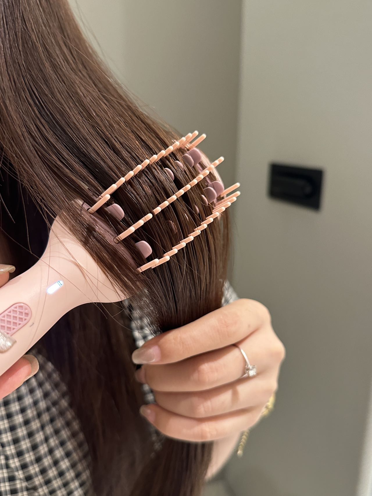 Premium Hair Straightening Brush - Comprehensive 3