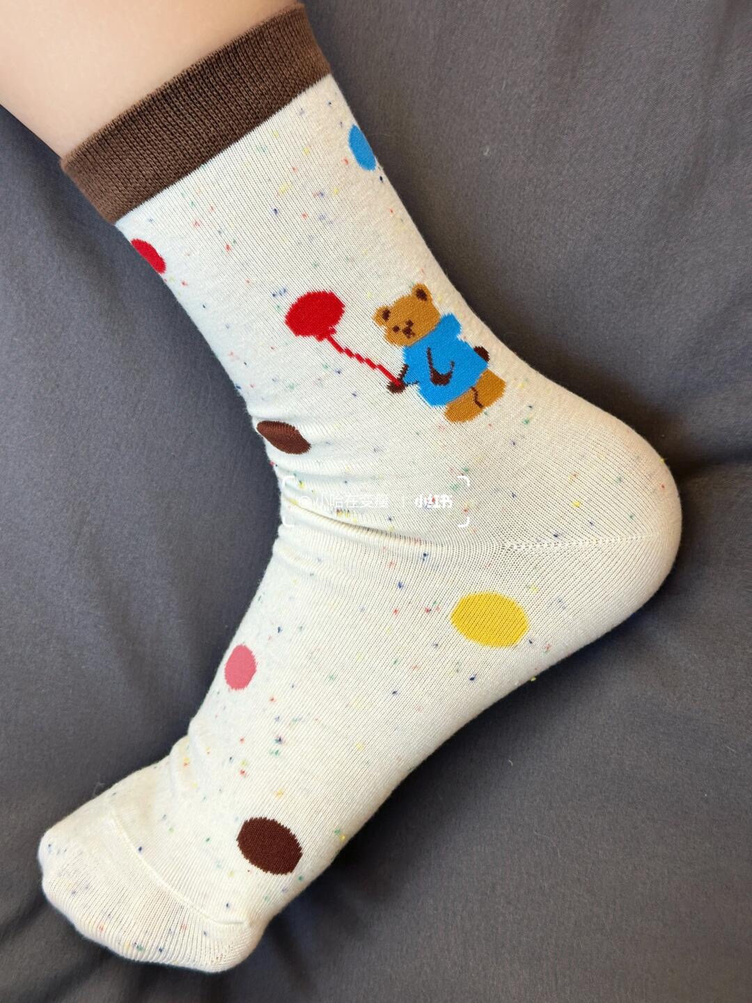 Bear-Motif Socks - Comprehensive 3