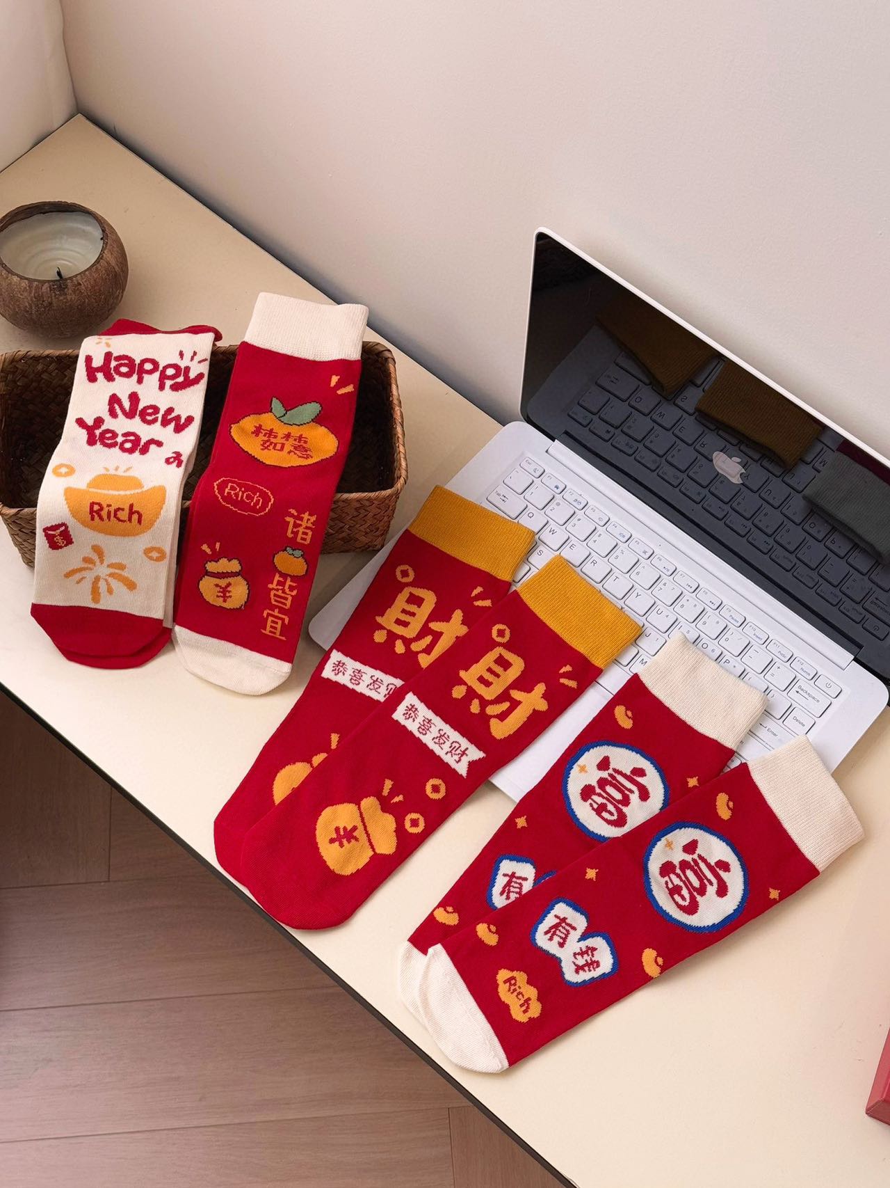 NONOADER的“发财暴富”新年礼盒袜 3