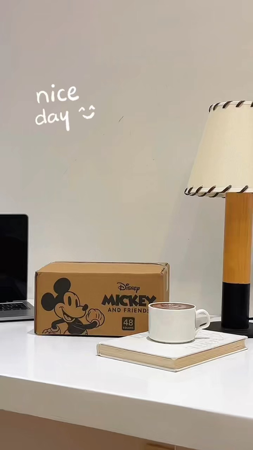 Packaging display: with labelThis marker comes with a buckle style layer - Lifestyle