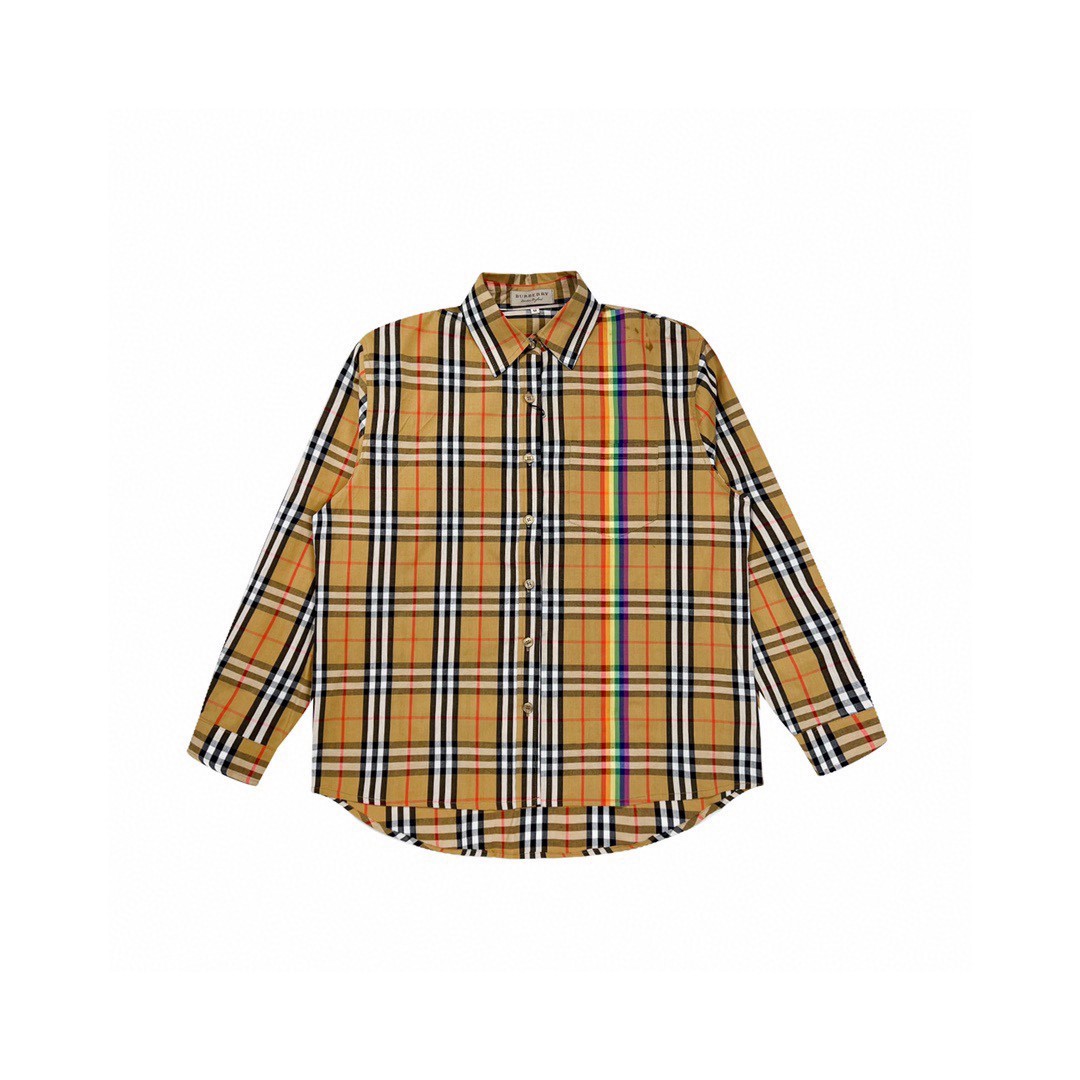 La camisa a cuadros arcoíris de BURBERRY es un clásico que convive con la moda y la sencillez. Es una prenda de forro i…