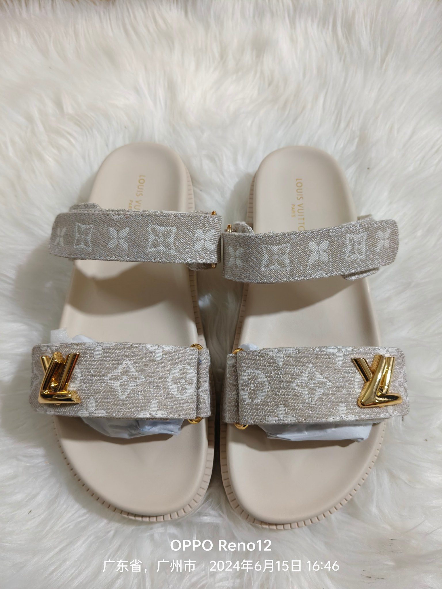 NO:235751,New ~ LV Louis Vuitton Early Spring New Slippers Original Open-Model Outsole Size 35-45, Slippers, louis vuitton, louis vuitton, slippers19860909上新啦～LV路易威登 早春新款拖鞋原版开模大底35-45码,,拖鞋,louis vuitton,louis vuitton,slippers,Women's Shoes