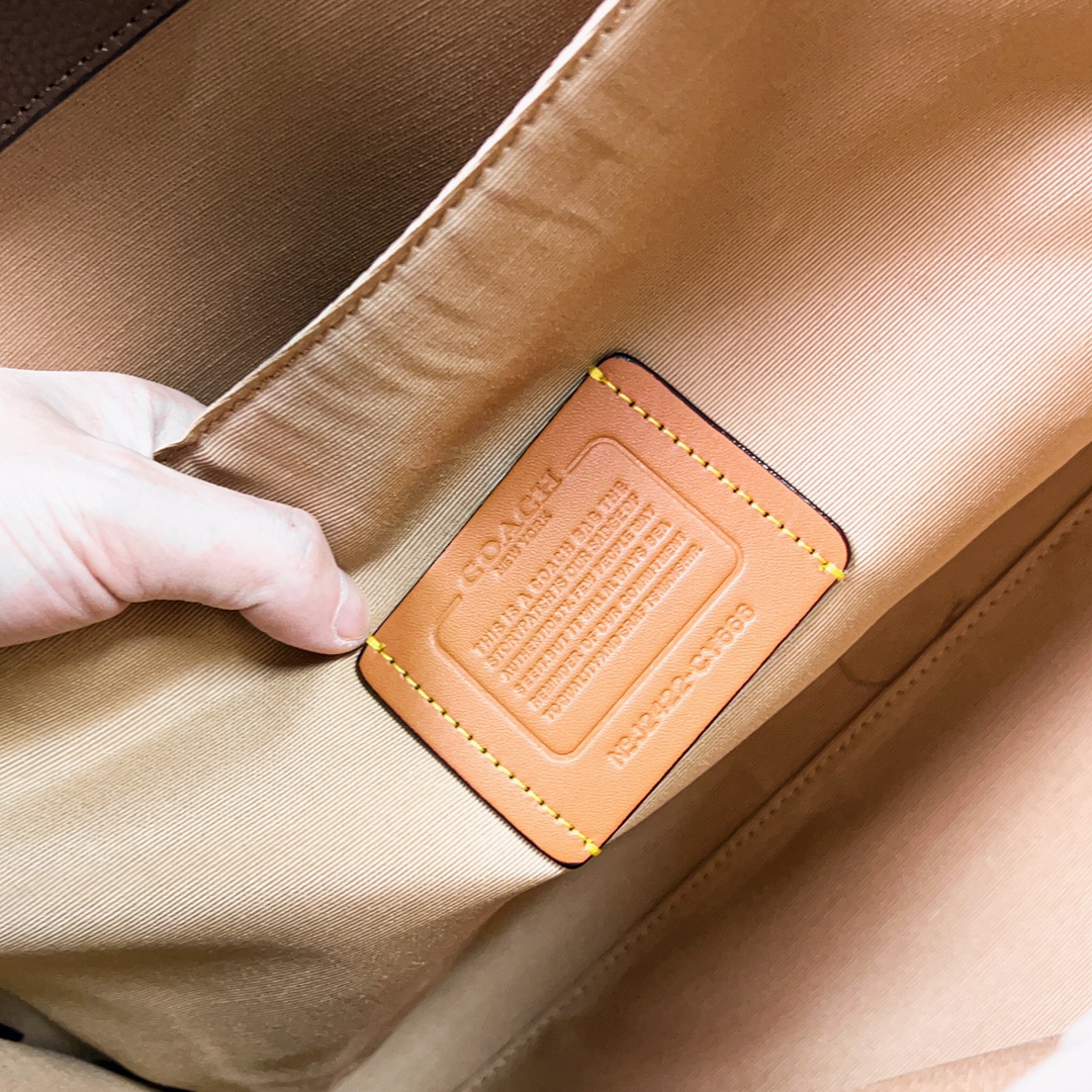 コーチ マギートートバッグ 大小サイズ ロゴ入り・純色選択可