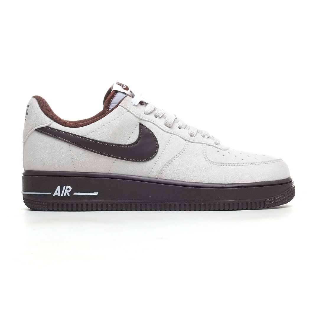 灰色摩卡 Nike Air Force 1 ’07 Low 空军一号低帮百搭休闲运动板鞋 HQ3485-104