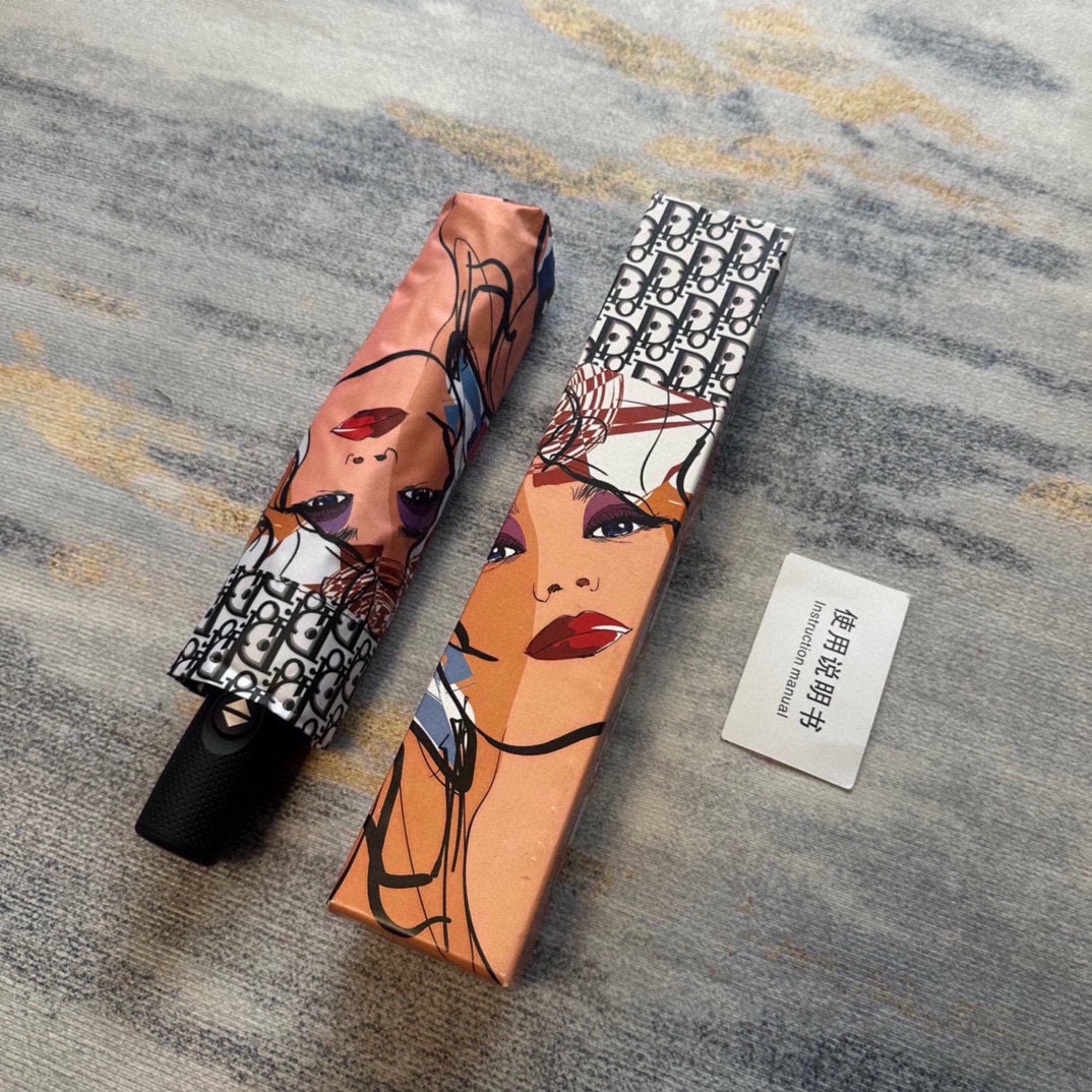 Dior迪奥最新火爆简单方便展现档次与品位新涂层技术伞布带来令人惊喜的遮光效果让防晒及隔热性能更优保障伞