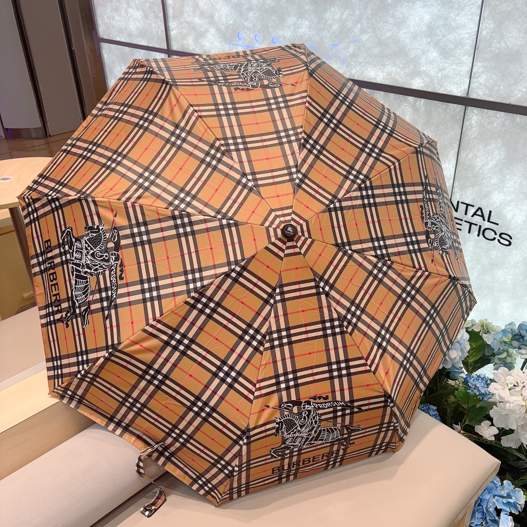 BURBERRY巴宝莉三折自动折叠晴雨伞年度巅峰之作经典高雅时髦这就是被称为英国BURBERRY风格所在