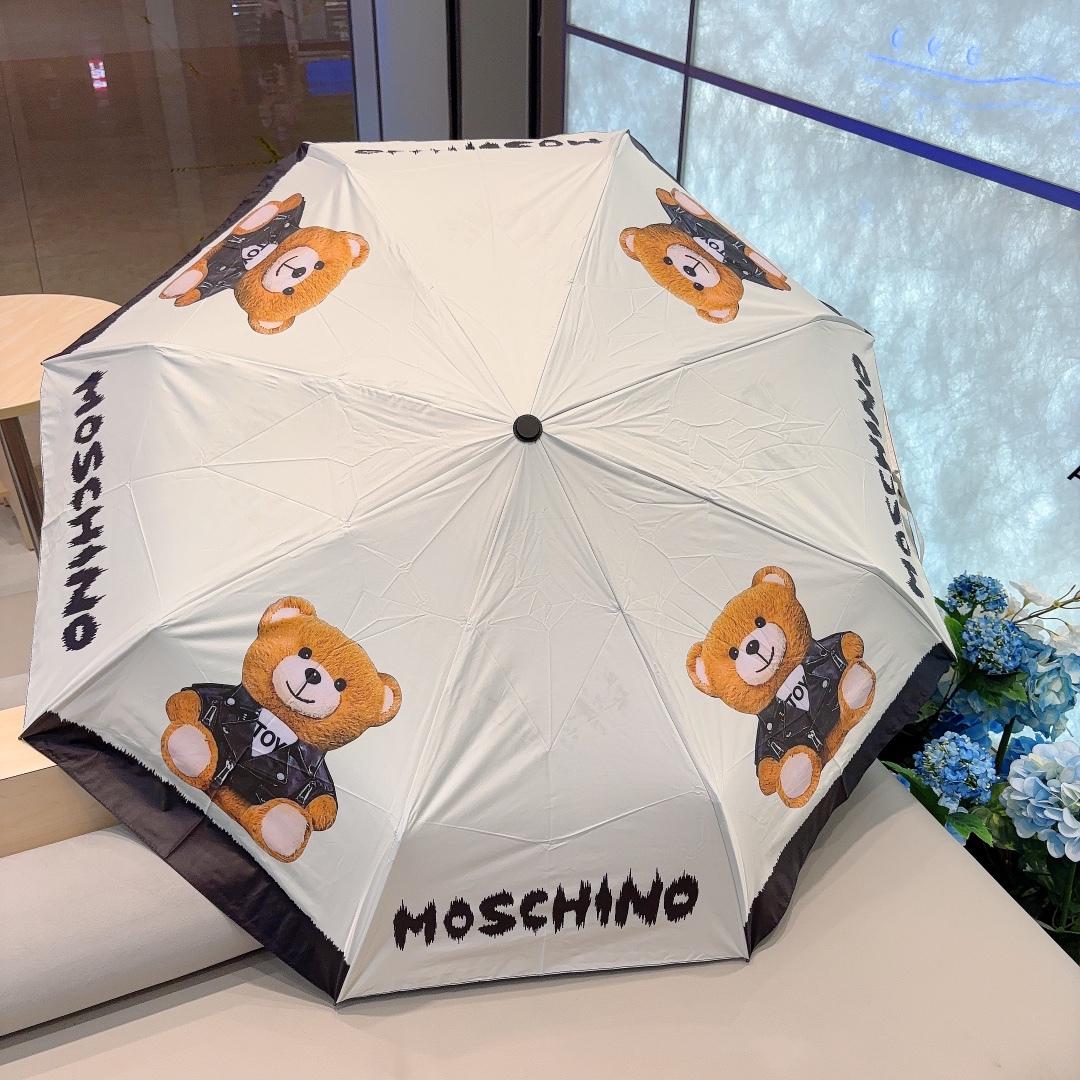 Moschino莫斯奇诺熊头三折自动伞设计师FrancoMoschino以自己的名字命名的一个意大利品牌