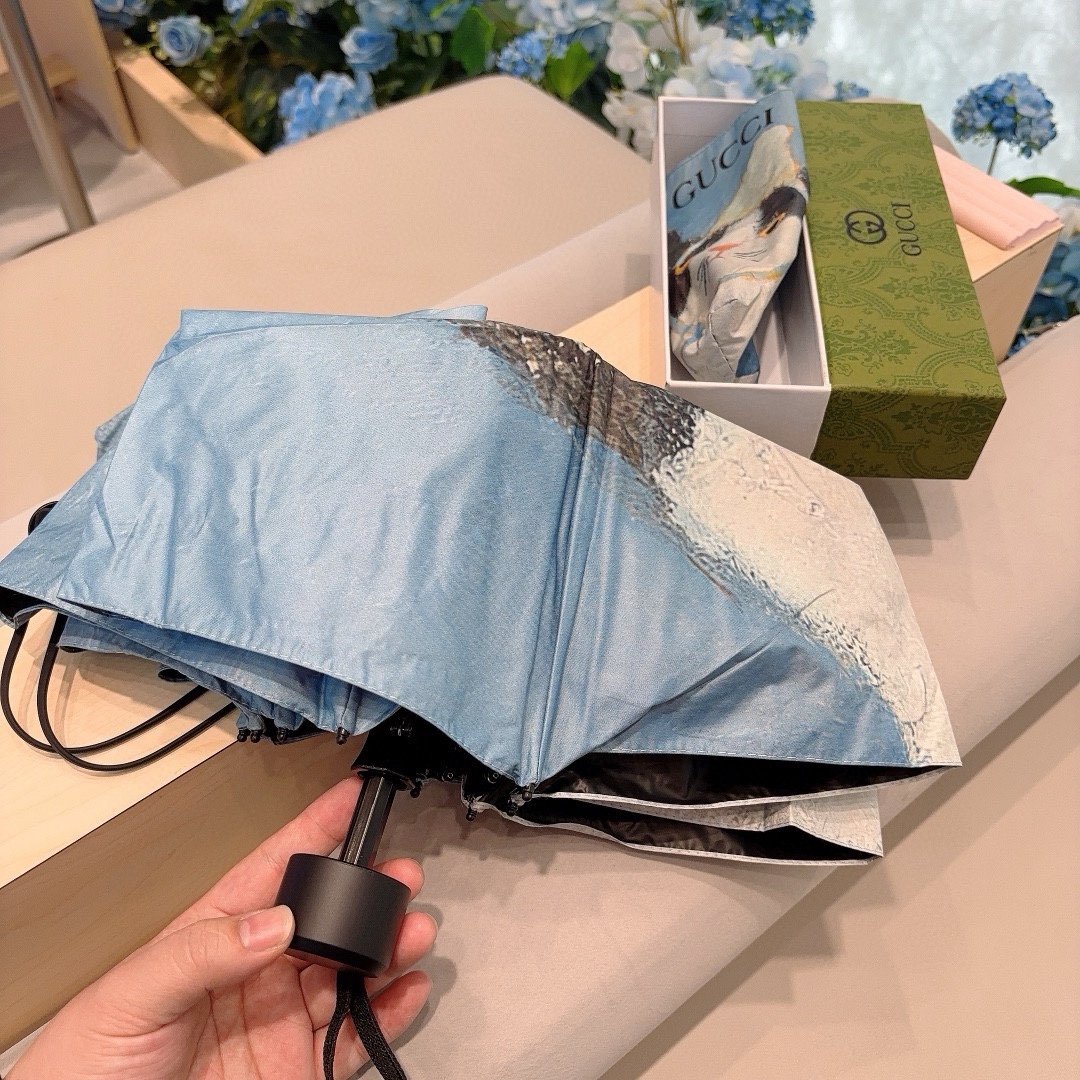 GUCCI古奇猫咪图案五折手动折叠晴雨伞选用台湾进口UV防紫外线伞布原单代工级品质2色