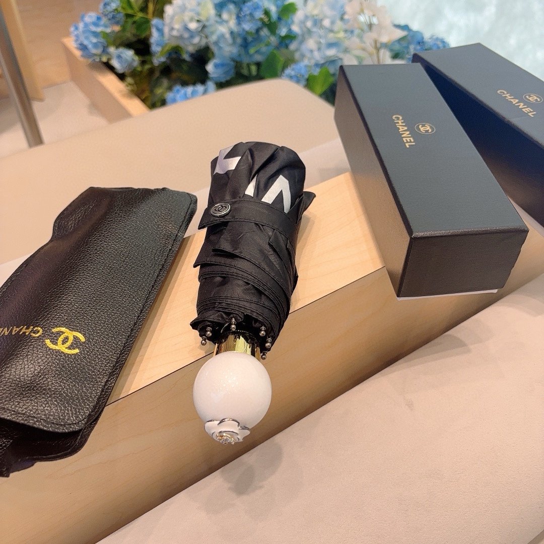 CHANEL香奈儿珍珠手柄五折手动折叠晴雨伞选用台湾进口UV防紫外线伞布原单代工级品质2色