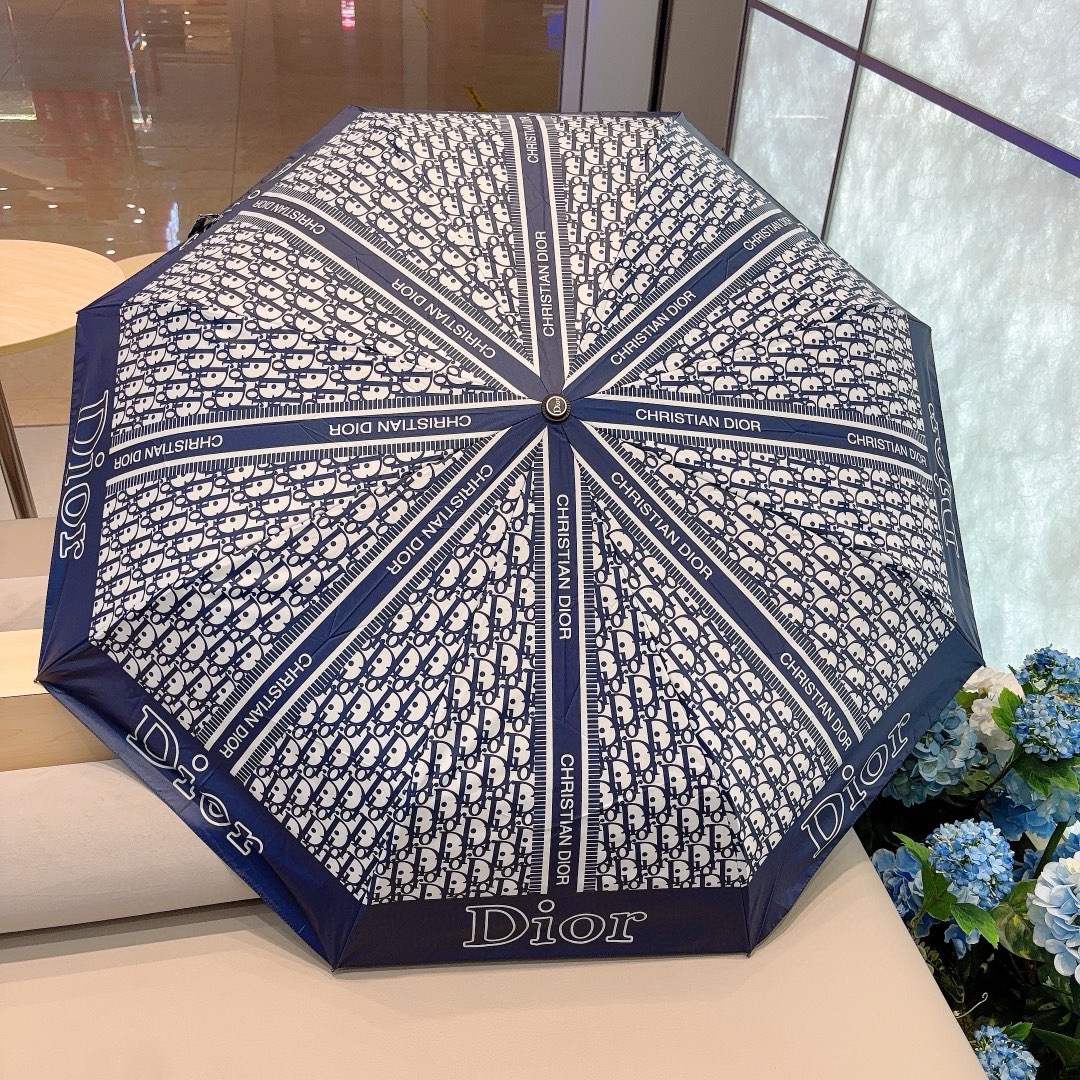 DIOR迪奥新款三折自动折叠晴雨伞时尚原单代工品质细节精致看得见的品质打破一成不变色泽纯正艳丽！2色