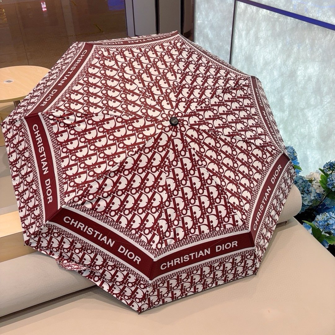 DIOR迪奥老花三折自动折叠晴雨伞时尚原单代工品质细节精致看得见的品质打破一成不变色泽纯正艳丽！