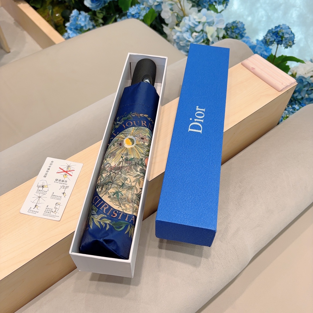 DIOR迪奥三折自动折叠晴雨伞时尚原单代工品质细节精致看得见的品质打破一成不变色泽纯正艳丽！