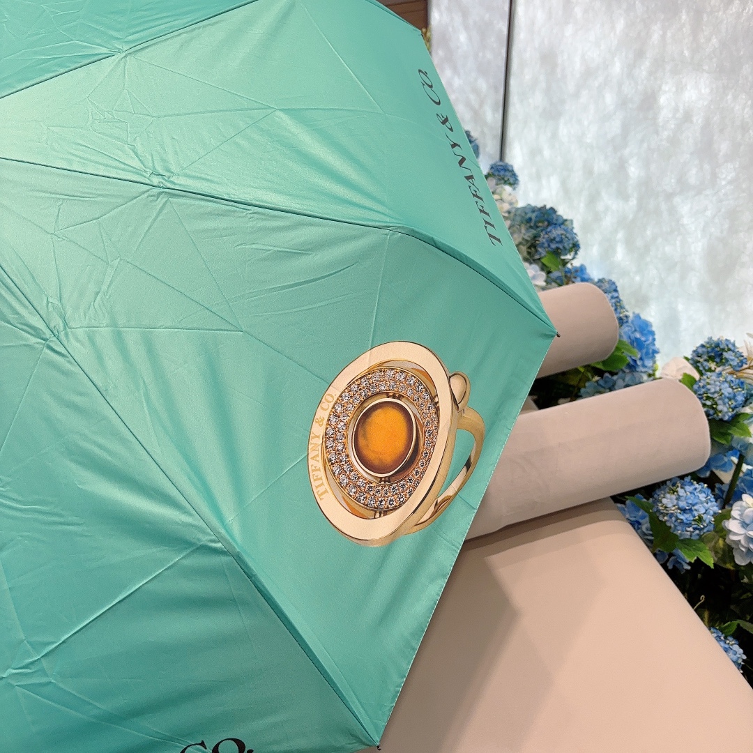 Tiffany蒂芙尼钻戒时尚独特三折自动折叠晴雨伞火爆来袭夏日里的小清新高效阻隔紫外线涂层有伞随行晴雨无