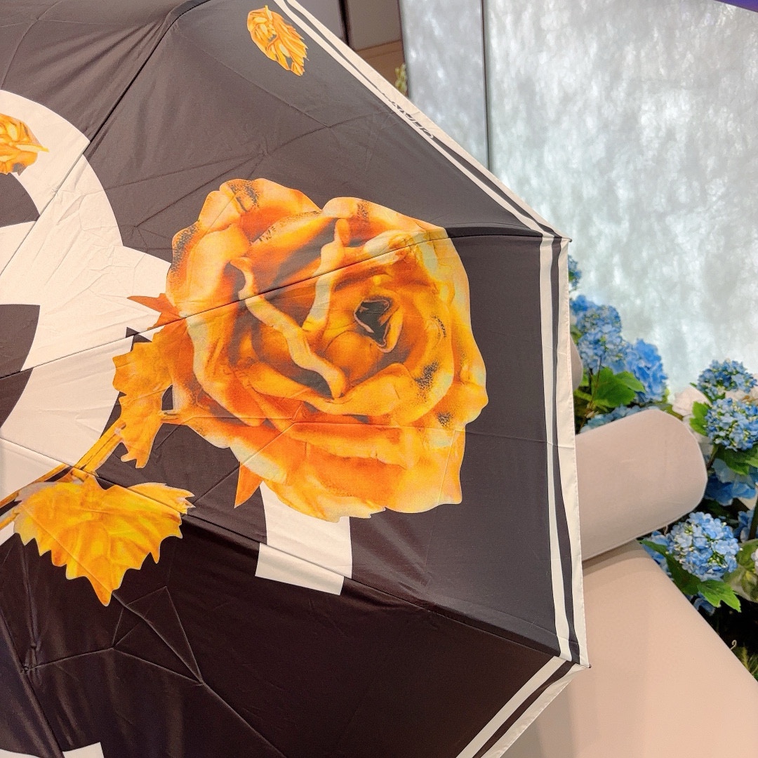 CHANEL香奈儿新款玫瑰花头柄金枝三折自动折叠晴雨伞选用台湾进口UV防紫外线伞布原单代工级品质.2色