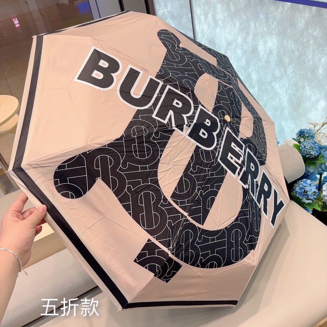 BURBERRY巴宝莉水晶柄五折手动折叠晴雨伞选用台湾进口UV防紫外线伞布原单代工级品质2色