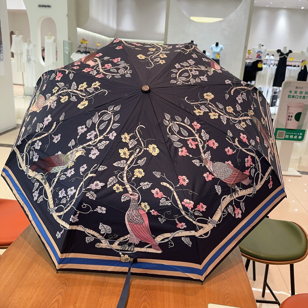 GUCCI古奇八鸟三折自动折叠晴雨伞晴天遮阳雨天遮雨原单代工品质带防紫外线涂层长度30cm方便外出携带.