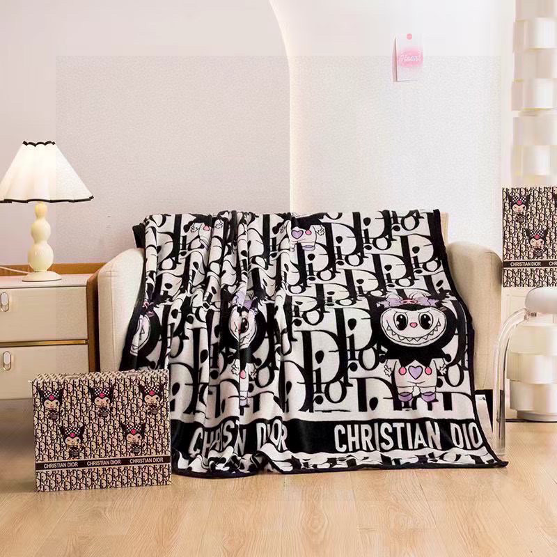 NO:302297,Dior (with gift box) blanket is as silky as milk. It is softer than the blanket you imagine. If you don’t believe it, try it. You can sleep naked~ It feels great and skin-friendly and does not shed hair!  !  Comfortable feel, moisture-absorbing and breathable, fine fiber support hand washing blankets, blankets, pillows, dior, dior, blankets, throw pillows19860909Dior 迪奥（配礼盒）毛毯 如牛奶般丝滑的体验 比你想象中的毛毯更柔软 不信你试试 可以贴身裸睡 ～ 手感极佳亲肤不掉毛！！ 手感舒适 吸湿透气 纤维细密 支持手洗机洗毛毯,毛毯，抱枕,dior,dior,blankets,throw pillows,accessory