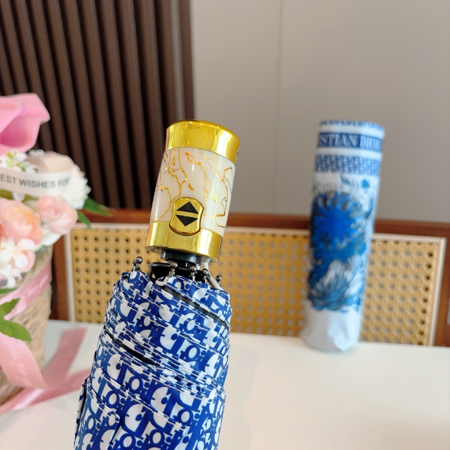  DIOR（迪奥）火烈鸟 三折自动折叠晴雨伞  时尚原单代工品质 细节精致 看得见的品质 打破一成不变 