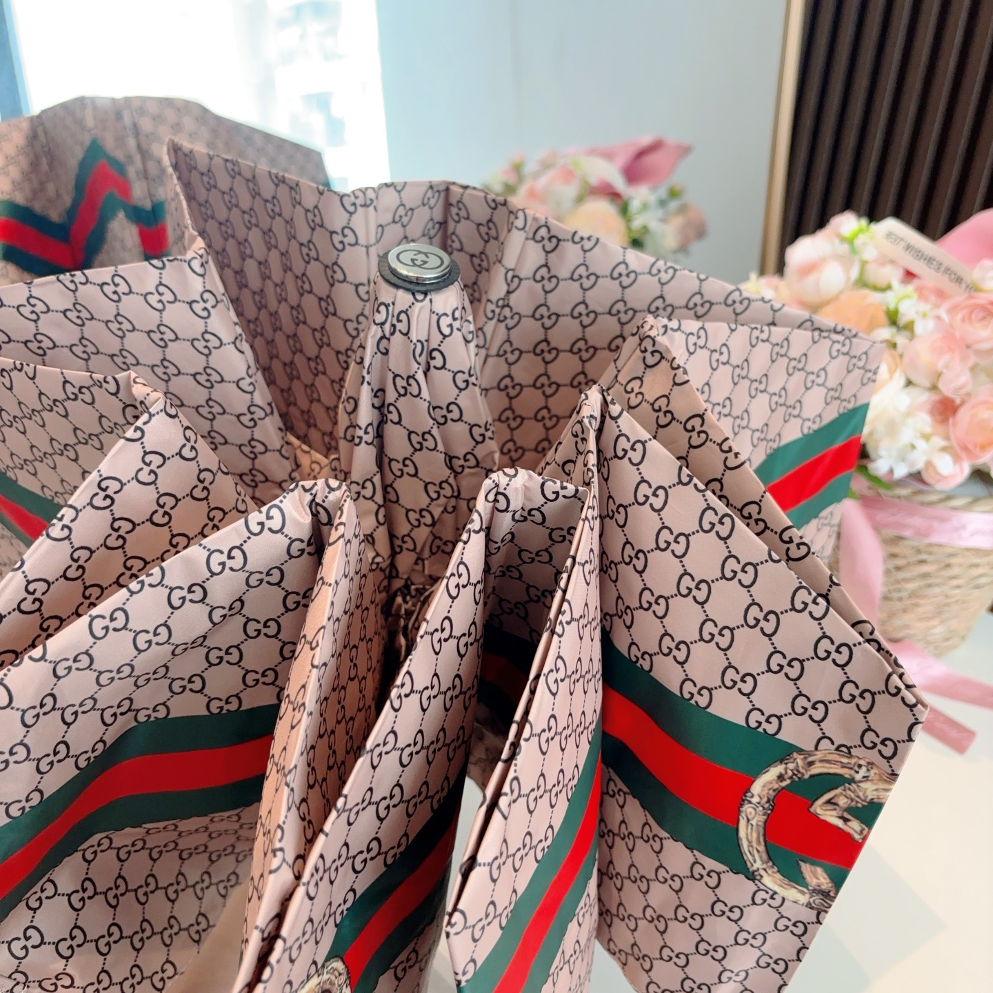 GUCCI（古奇）新款  三折自动折叠晴雨伞 选用台湾进口UV防紫外线伞布 原单代工级品质  🌹