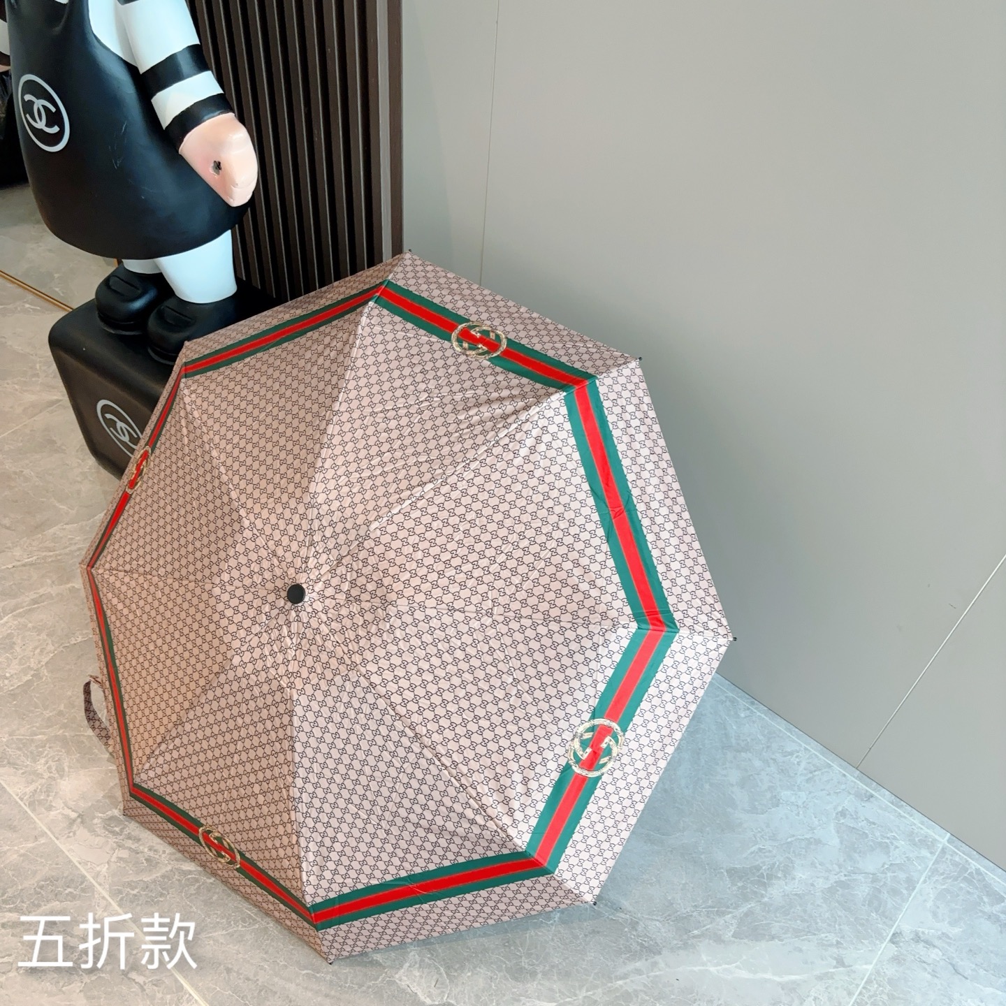 GUCCI（古奇）新款  五折手开折叠晴雨伞 选用台湾进口UV防紫外线伞布 原单代工级品质  🌹