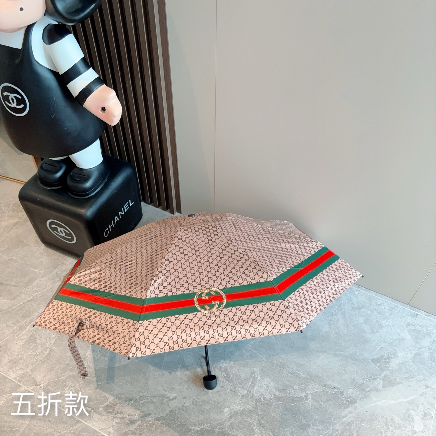 GUCCI（古奇）新款  五折手开折叠晴雨伞 选用台湾进口UV防紫外线伞布 原单代工级品质  🌹