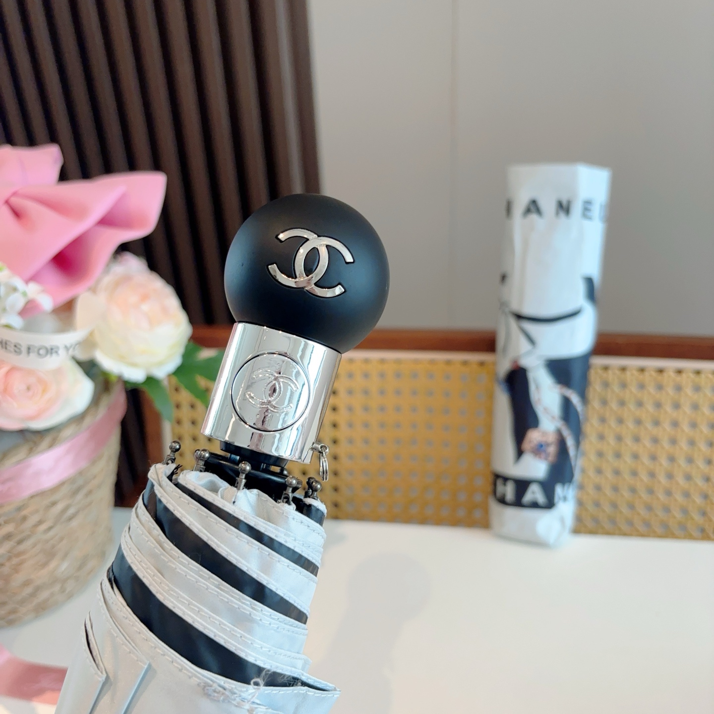 CHANEL（香奈儿）coco三折自动折叠晴雨伞 选用台湾进口UV防紫外线伞布 原单代工级品质  