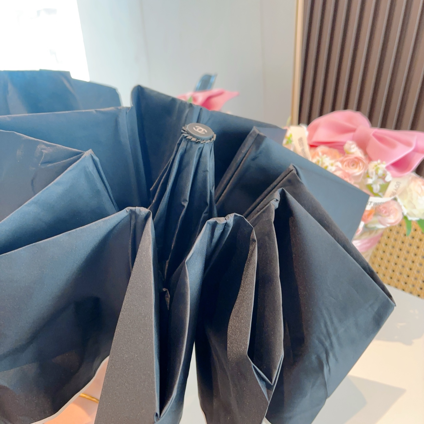 CHANEL（香奈儿）三折自动折叠晴雨伞 选用台湾进口UV防紫外线伞布 原单代工级品质  