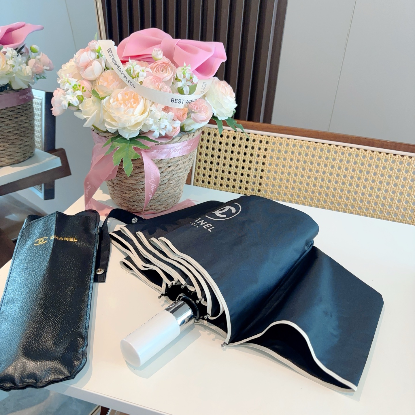  CHANEL（香奈儿）三折自动折叠晴雨伞 选用台湾进口UV防紫外线伞布 原单代工级品质  