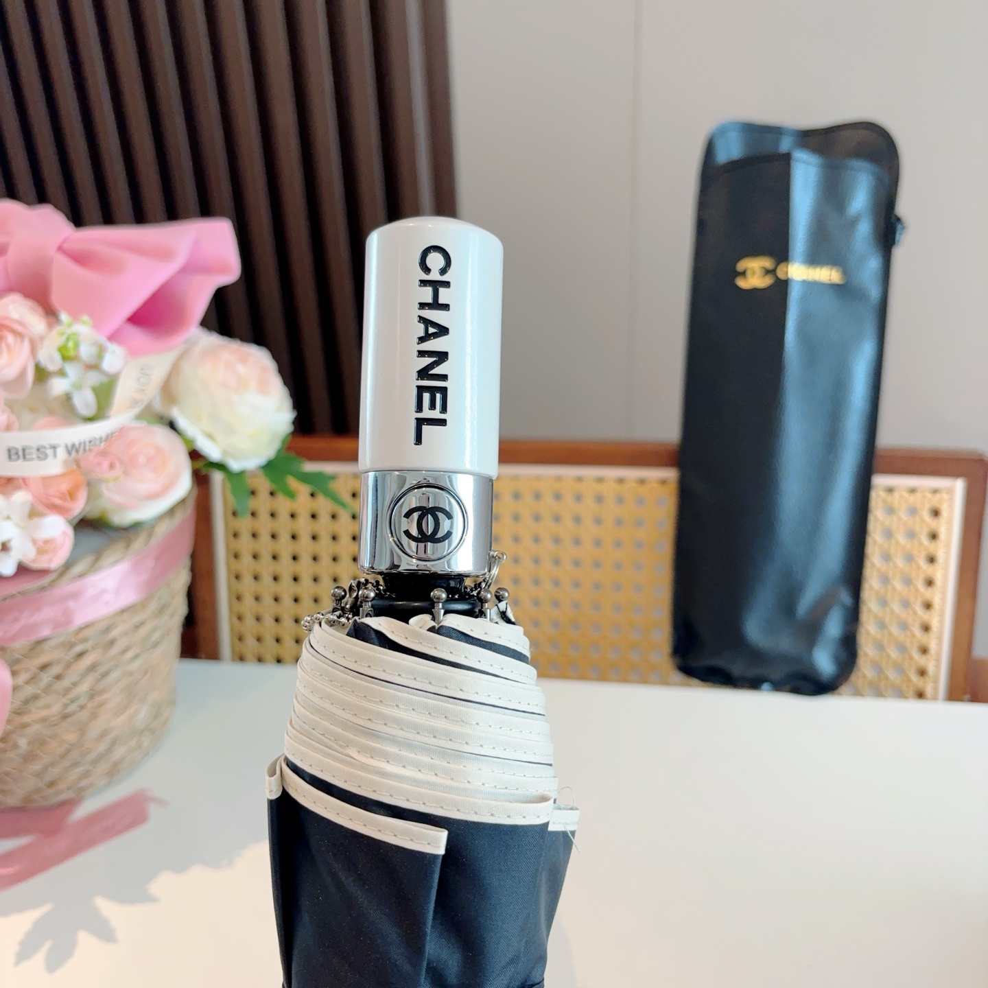  CHANEL（香奈儿）三折自动折叠晴雨伞 选用台湾进口UV防紫外线伞布 原单代工级品质  