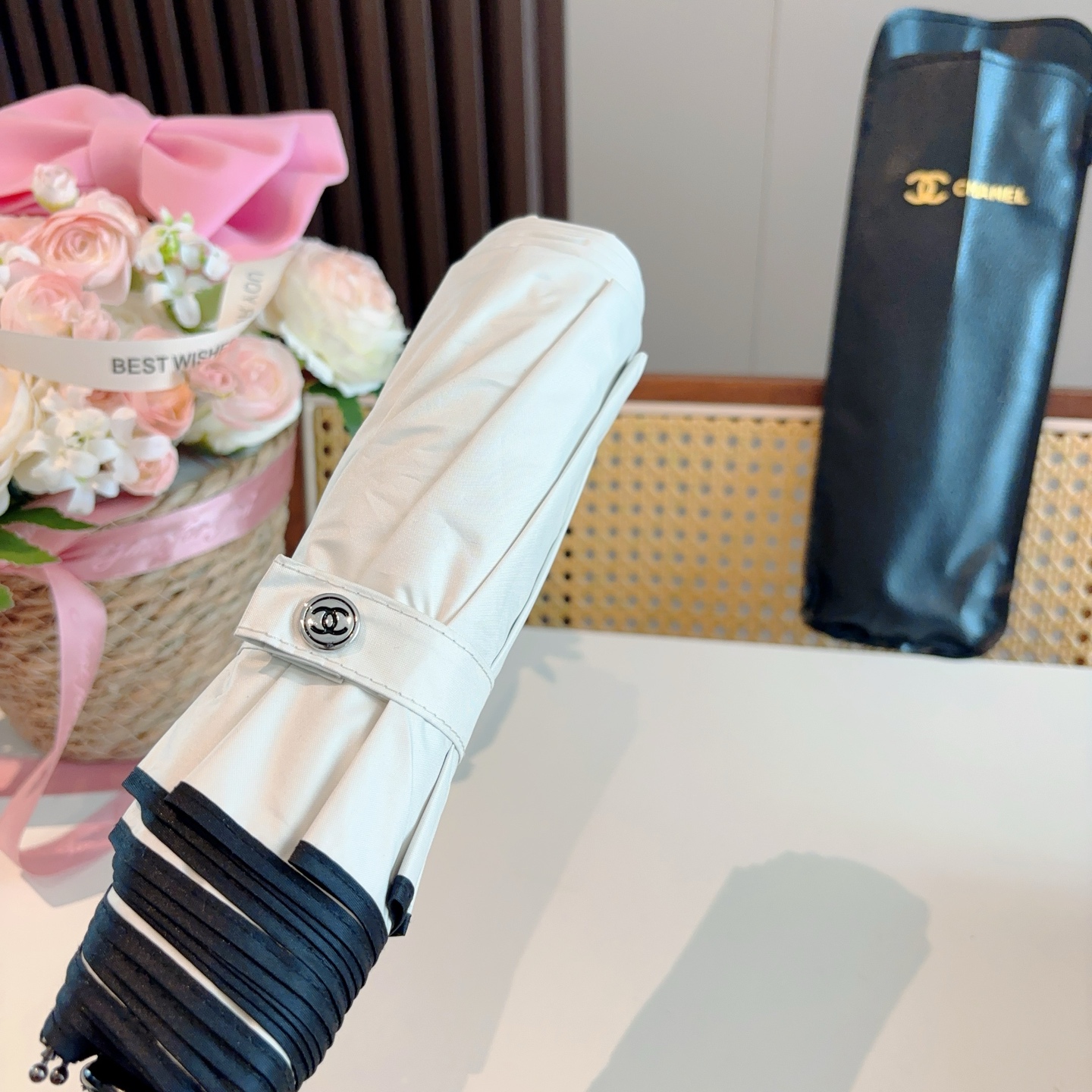 CHANEL（香奈儿）三折自动折叠晴雨伞 选用台湾进口UV防紫外线伞布 原单代工级品质  