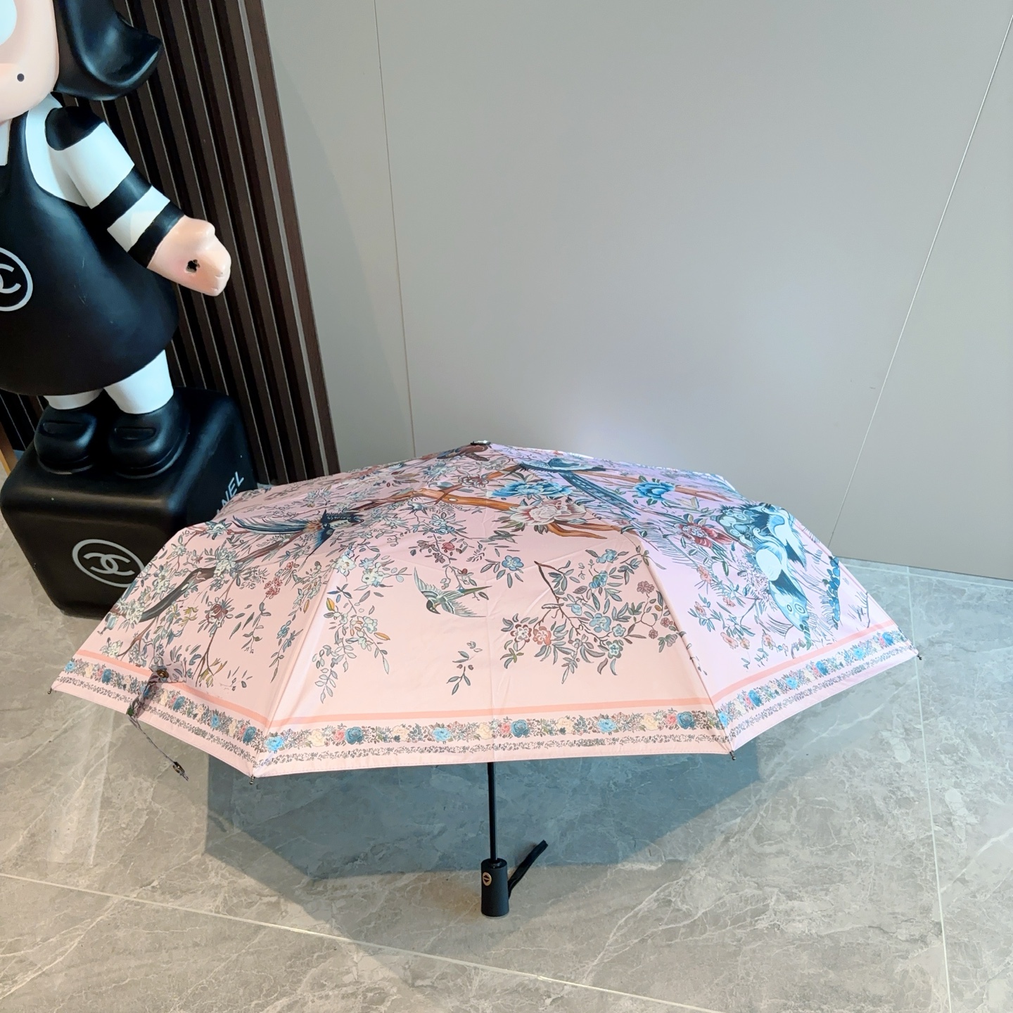  DIOR（迪奥）三折自动折叠晴雨伞  时尚原单代工品质 细节精致 看得见的品质 打破一成不变 色泽纯正