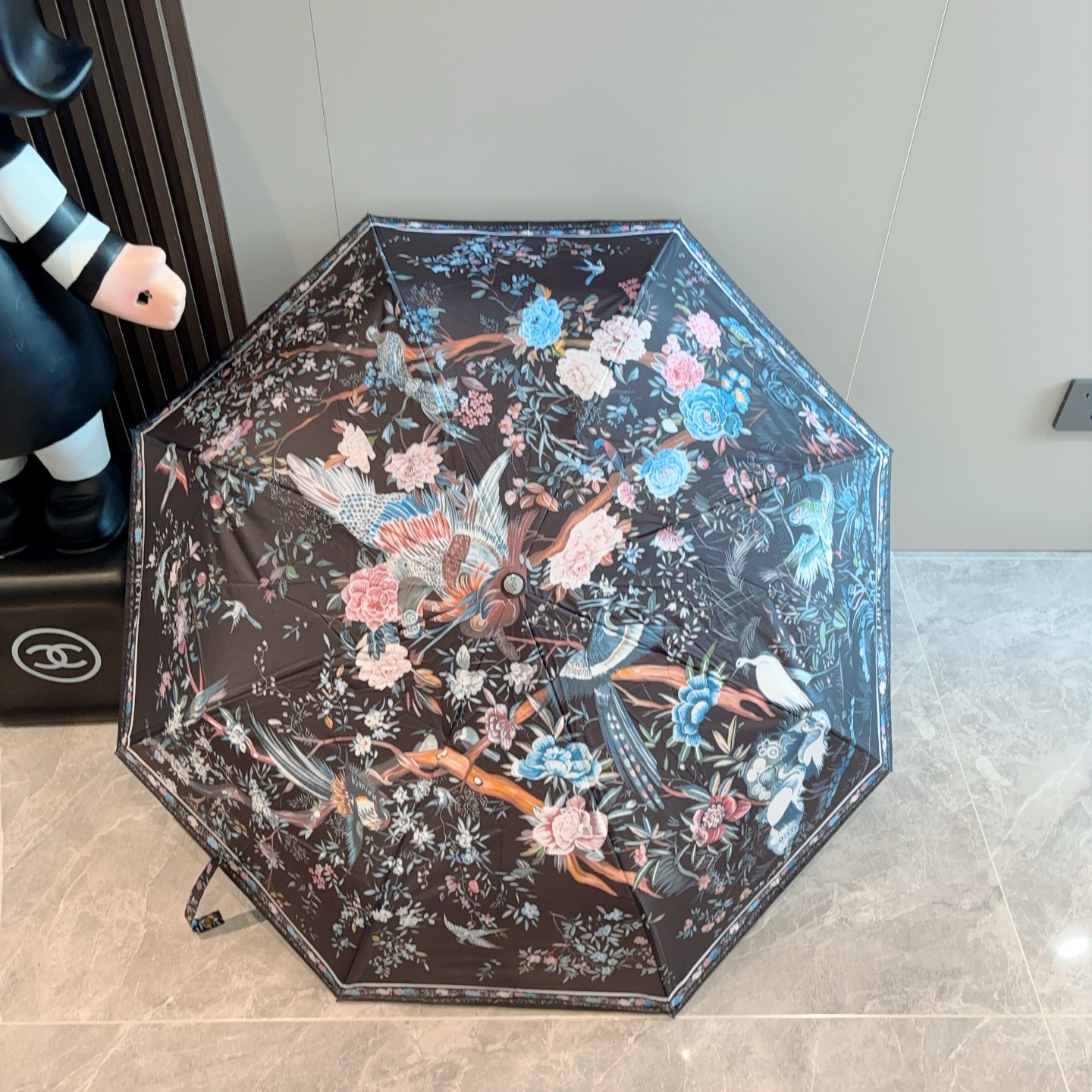  DIOR（迪奥）三折自动折叠晴雨伞  时尚原单代工品质 细节精致 看得见的品质 打破一成不变 色泽纯正