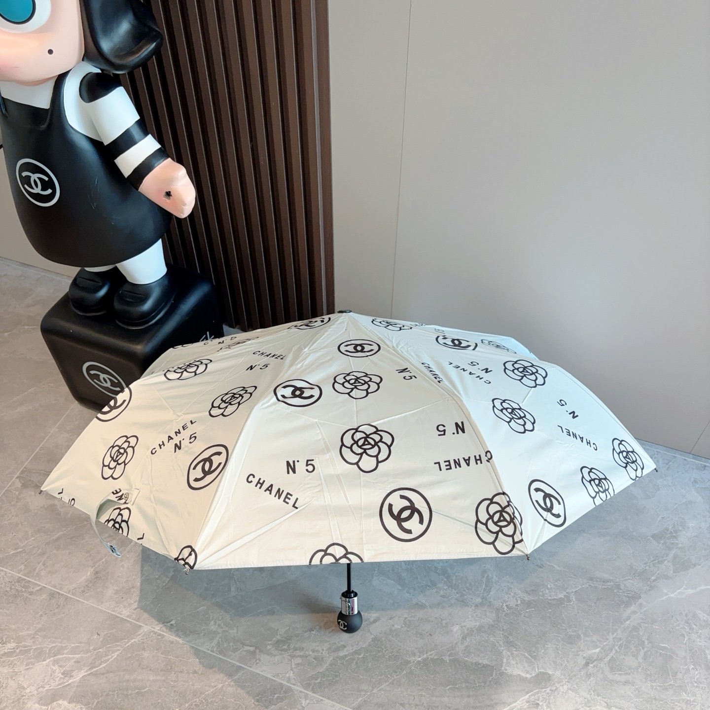  CHANEL（香奈儿）三折自动折叠晴雨伞 选用台湾进口UV防紫外线伞布 原单代工级品质  