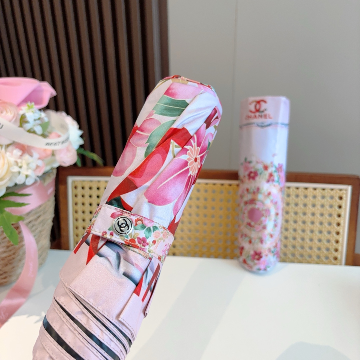  CHANEL（香奈儿）三折自动折叠晴雨伞 选用台湾进口UV防紫外线伞布 原单代工级品质  