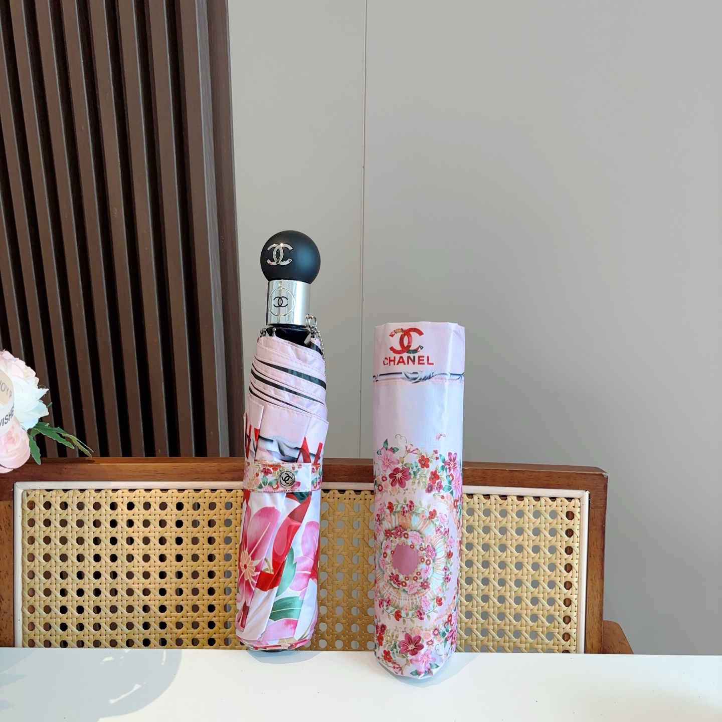  CHANEL（香奈儿）三折自动折叠晴雨伞 选用台湾进口UV防紫外线伞布 原单代工级品质  