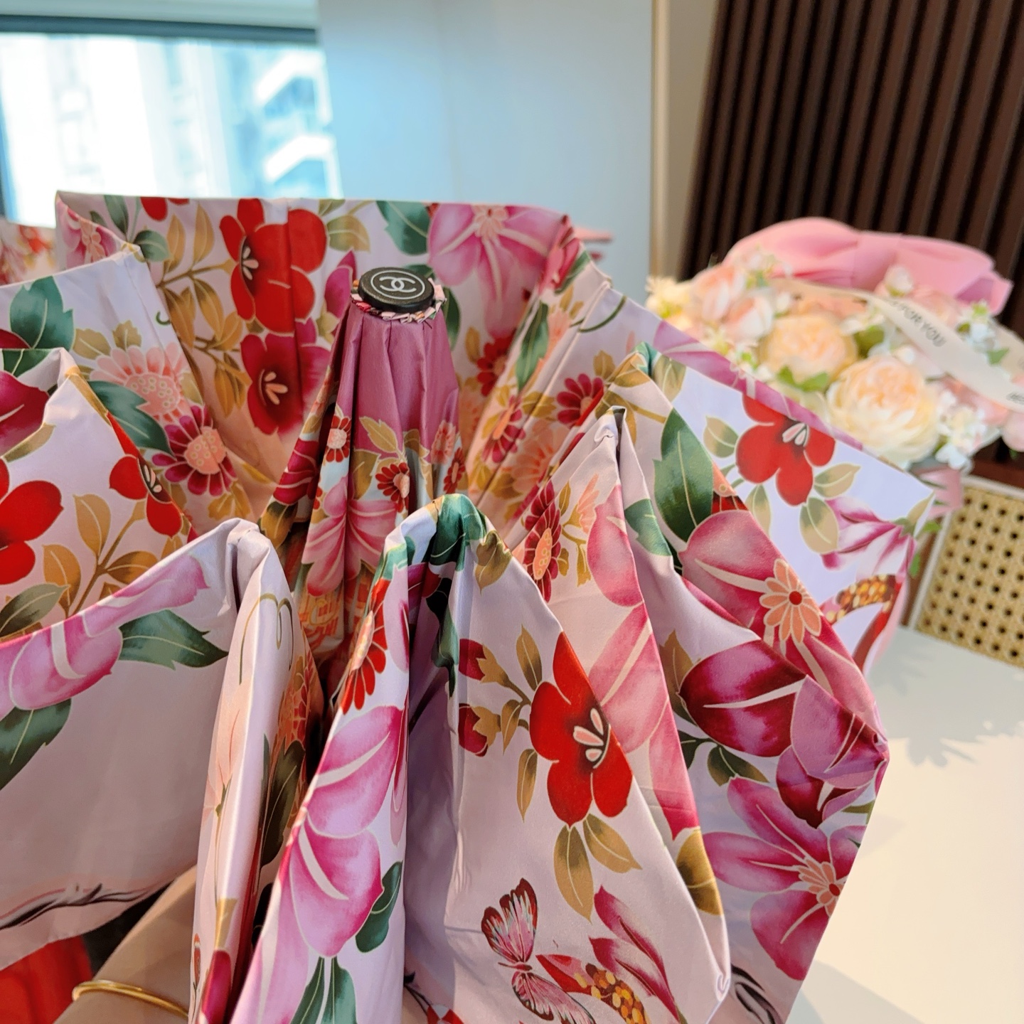 CHANEL（香奈儿）三折自动折叠晴雨伞 选用台湾进口UV防紫外线伞布 原单代工级品质  