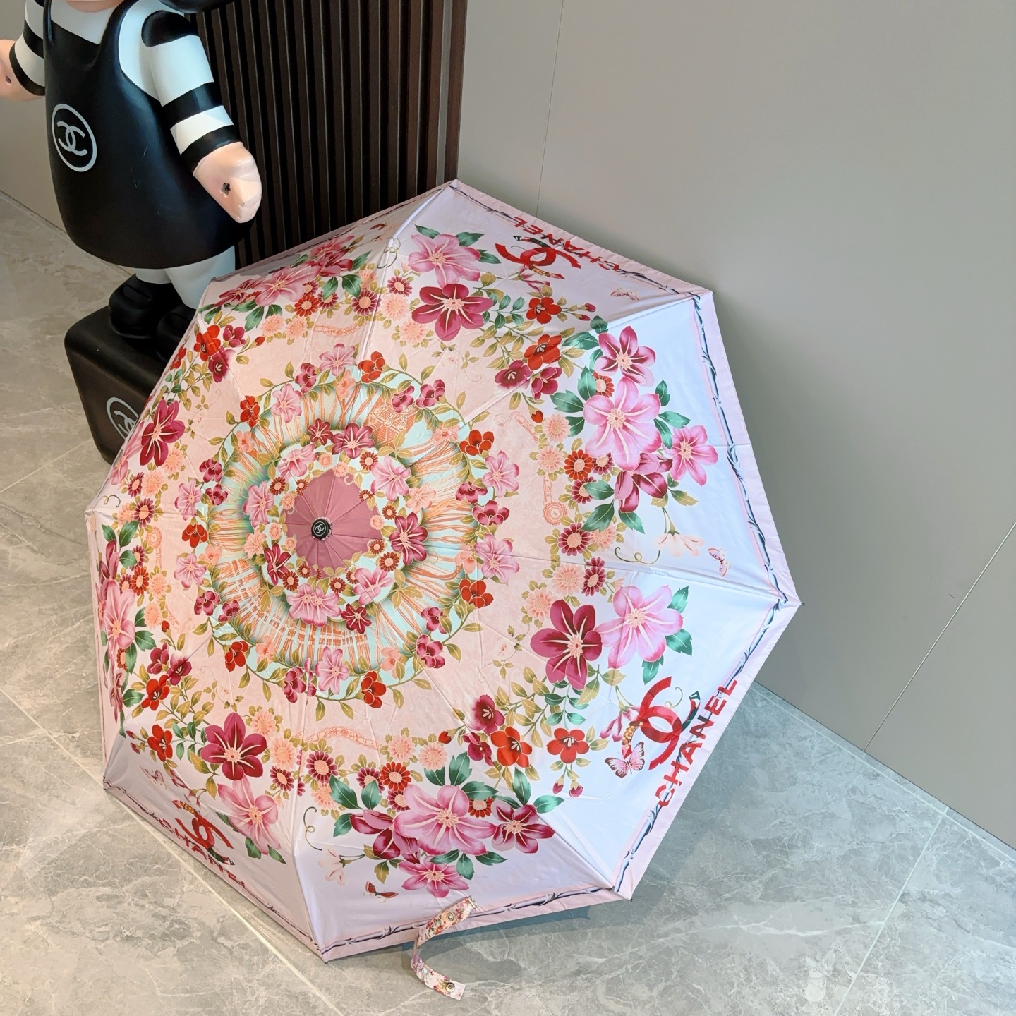  CHANEL（香奈儿）三折自动折叠晴雨伞 选用台湾进口UV防紫外线伞布 原单代工级品质  