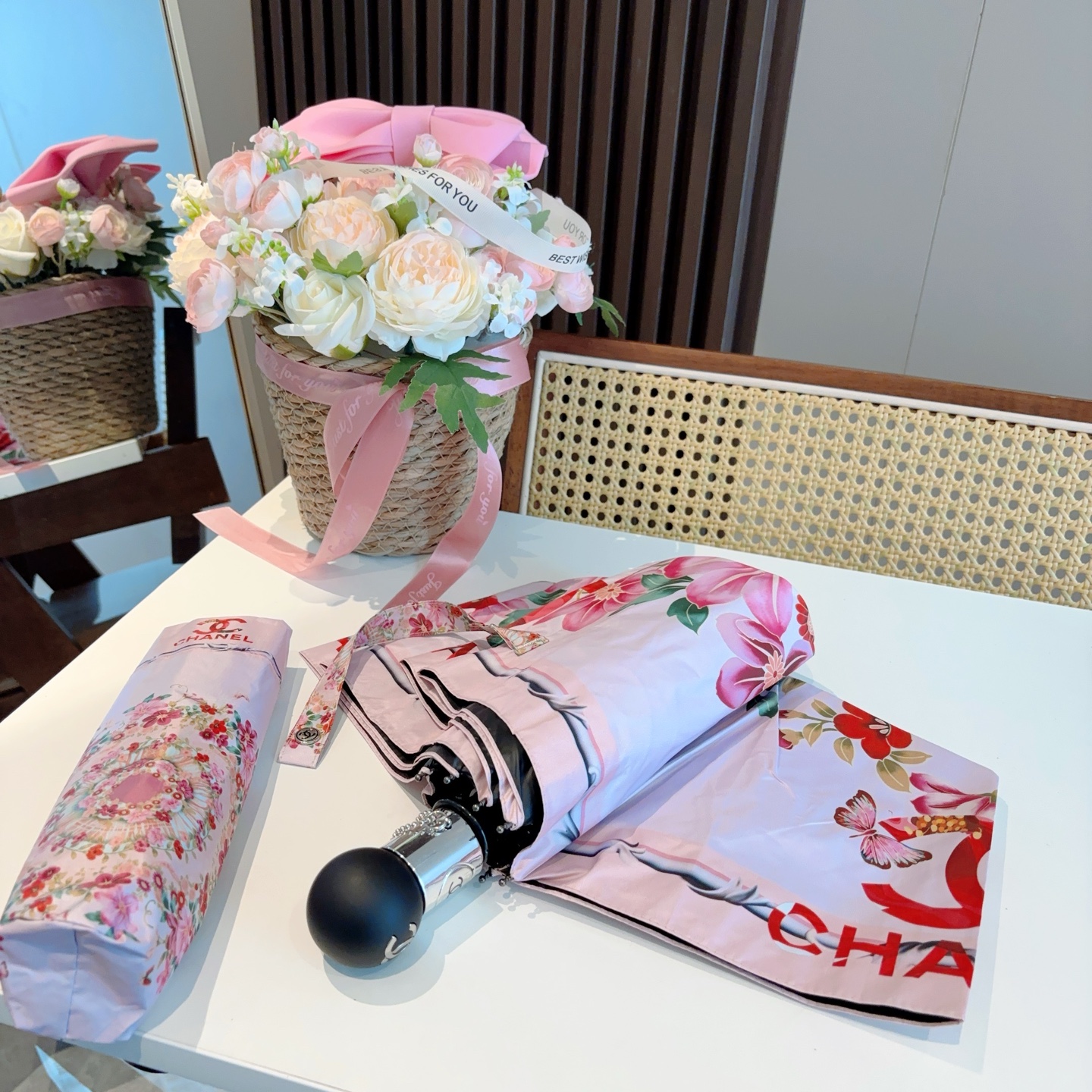  CHANEL（香奈儿）三折自动折叠晴雨伞 选用台湾进口UV防紫外线伞布 原单代工级品质  