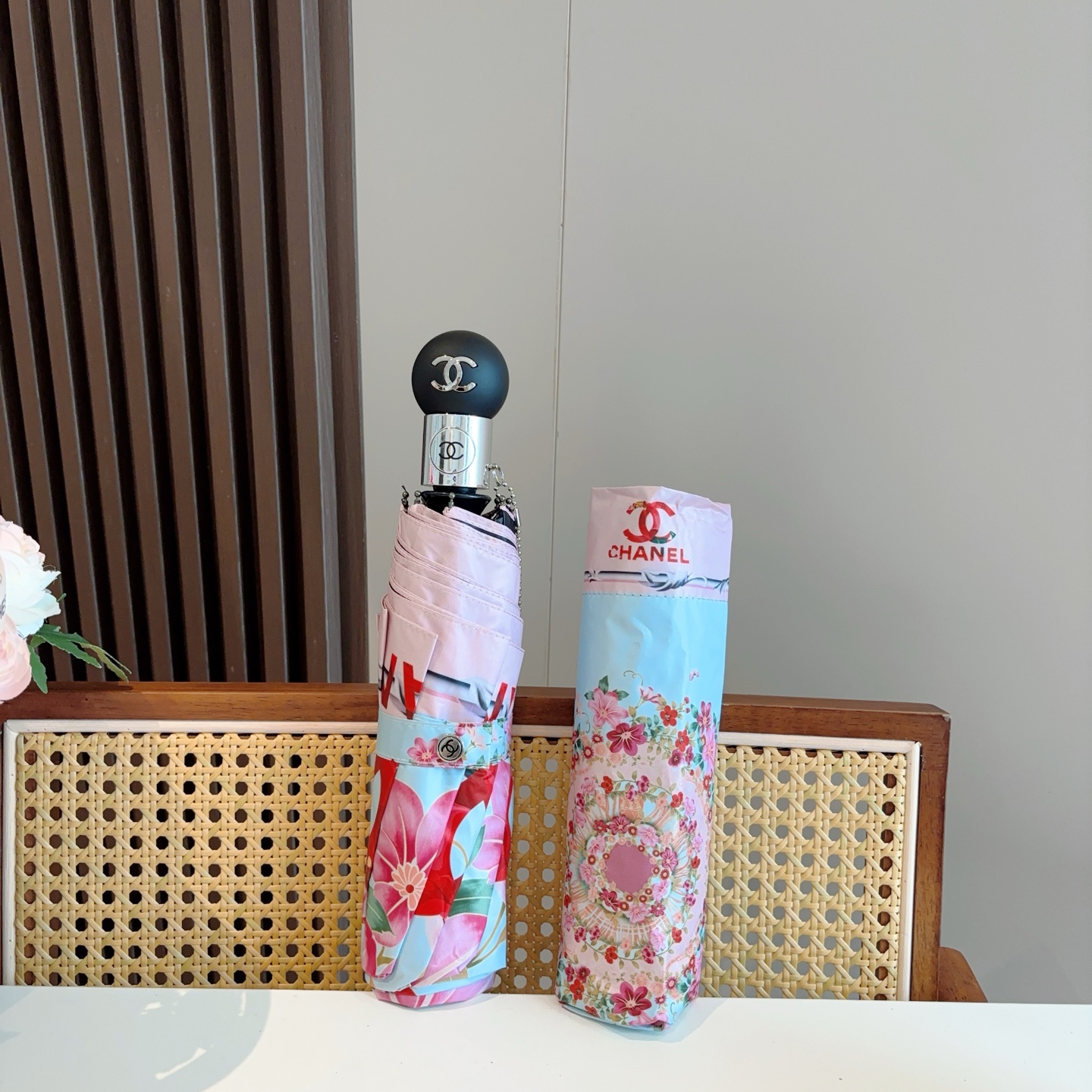  CHANEL（香奈儿）三折自动折叠晴雨伞 选用台湾进口UV防紫外线伞布 原单代工级品质  