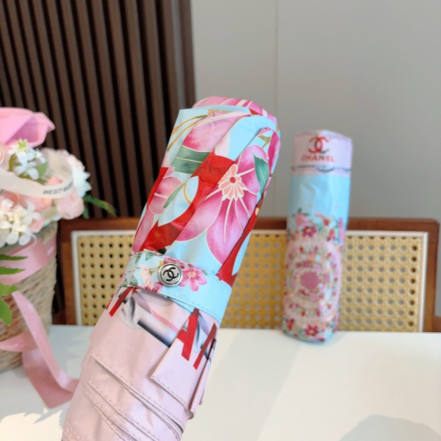  CHANEL（香奈儿）三折自动折叠晴雨伞 选用台湾进口UV防紫外线伞布 原单代工级品质  