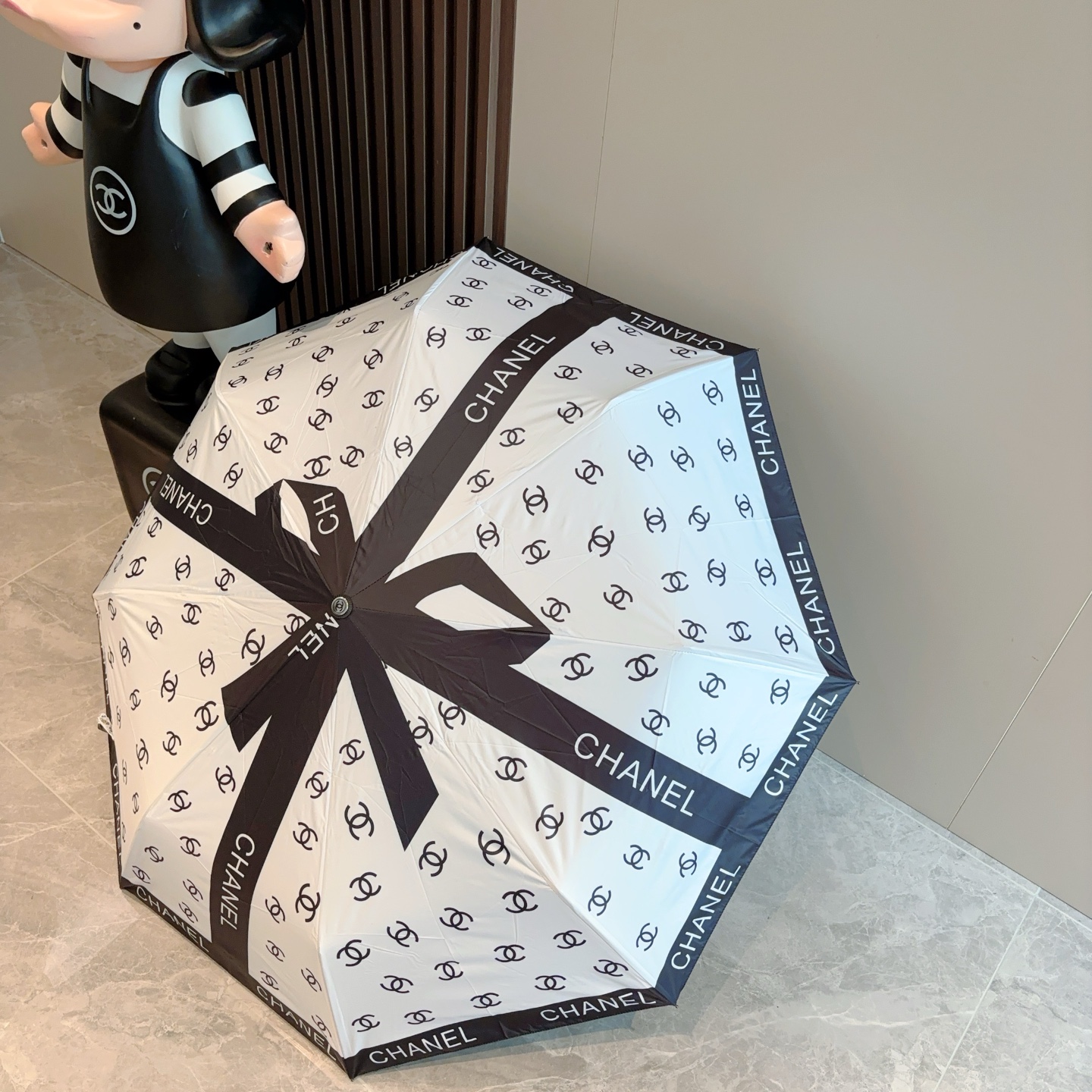  CHANEL（香奈儿）三折自动折叠晴雨伞 选用台湾进口UV防紫外线伞布 原单代工级品质  