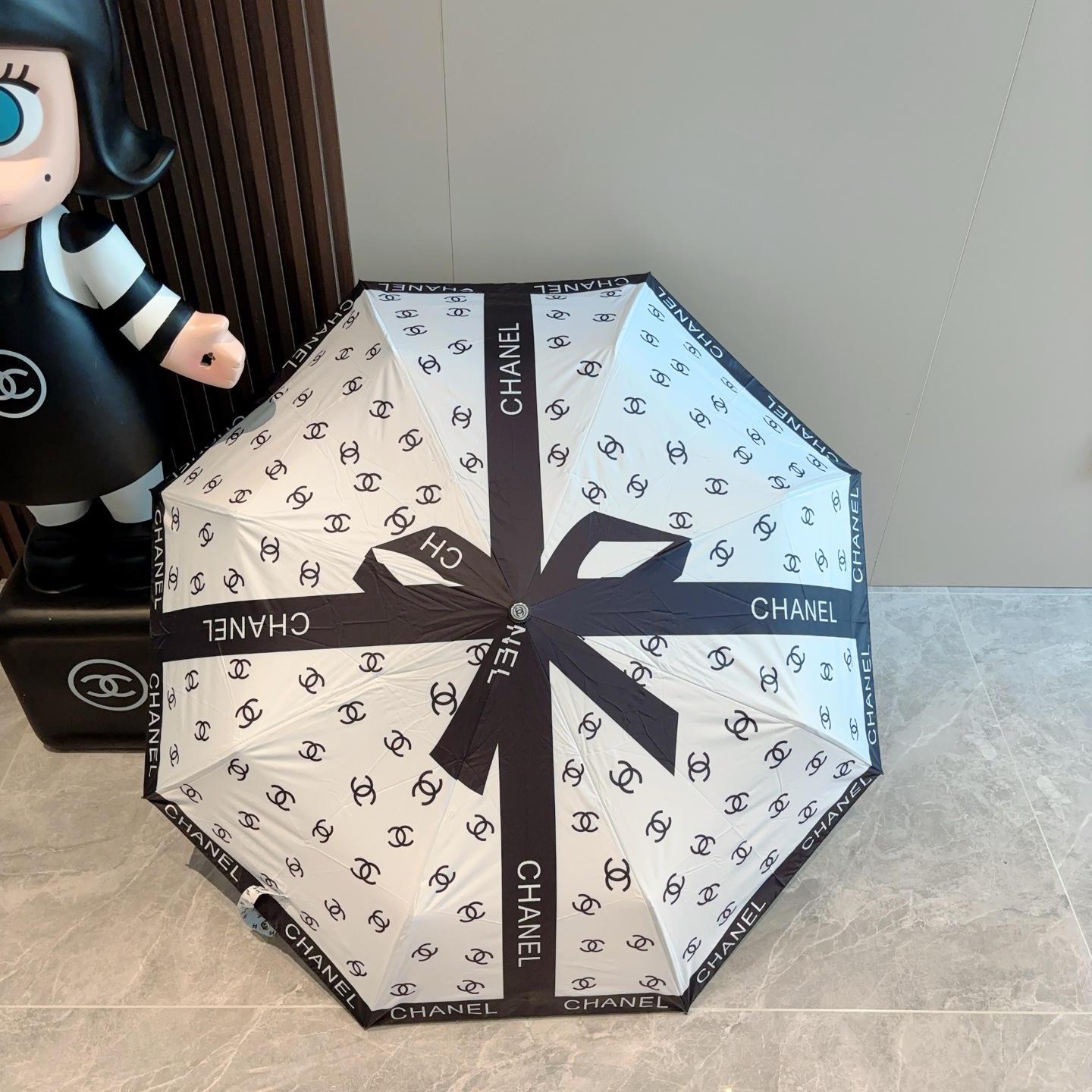  CHANEL（香奈儿）三折自动折叠晴雨伞 选用台湾进口UV防紫外线伞布 原单代工级品质  