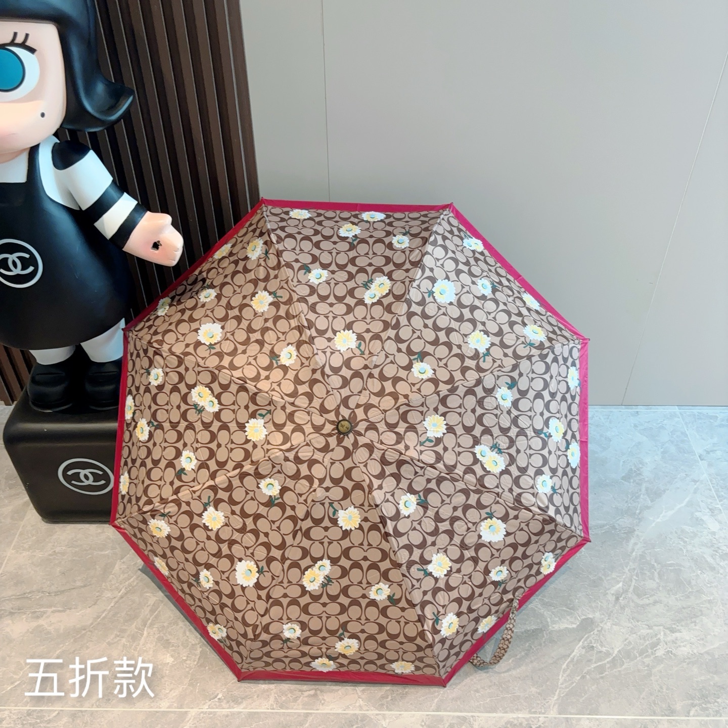  Coach 蔻驰 木柄 五折手开晴雨伞 晴天遮阳 雨天遮雨 原单代工品质 带防紫外线涂层 长度30cm