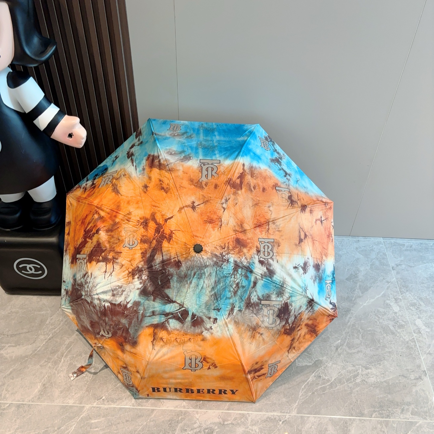  BURBERRY（巴宝莉） 三折自动折叠晴雨伞 年度巅峰之作 经典 高雅 时髦 这就是被称为英国BUR