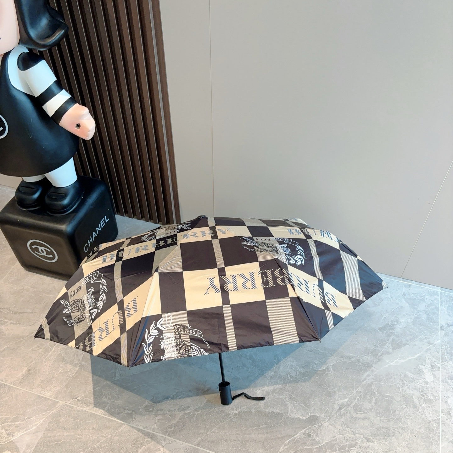  BURBERRY（巴宝莉） 三折自动折叠晴雨伞 年度巅峰之作 经典 高雅 时髦 这就是被称为英国BUR