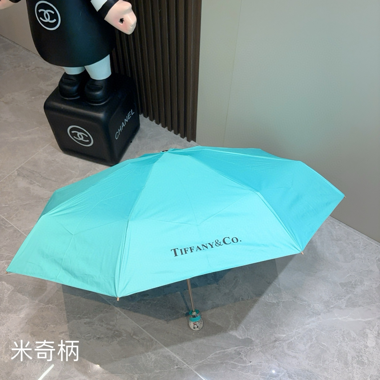  Tiffany蒂芙尼 米奇手柄 五折手开折叠晴雨伞 新款火爆来袭 夏日里的小清新 高效阻隔紫外线涂层 