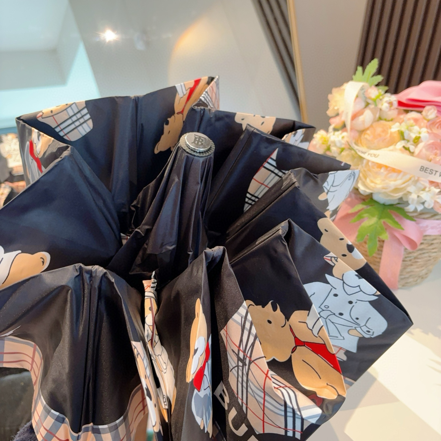  BURBERRY（巴宝莉） 三折自动折叠晴雨伞 年度巅峰之作 经典 高雅 时髦 这就是被称为英国BUR