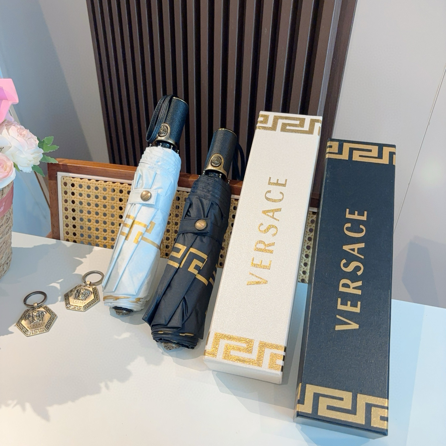  范思哲（VERSACE）新款 三折自动折叠晴雨伞 年度最新火爆单品  原单代工级品质 第一代210T碰